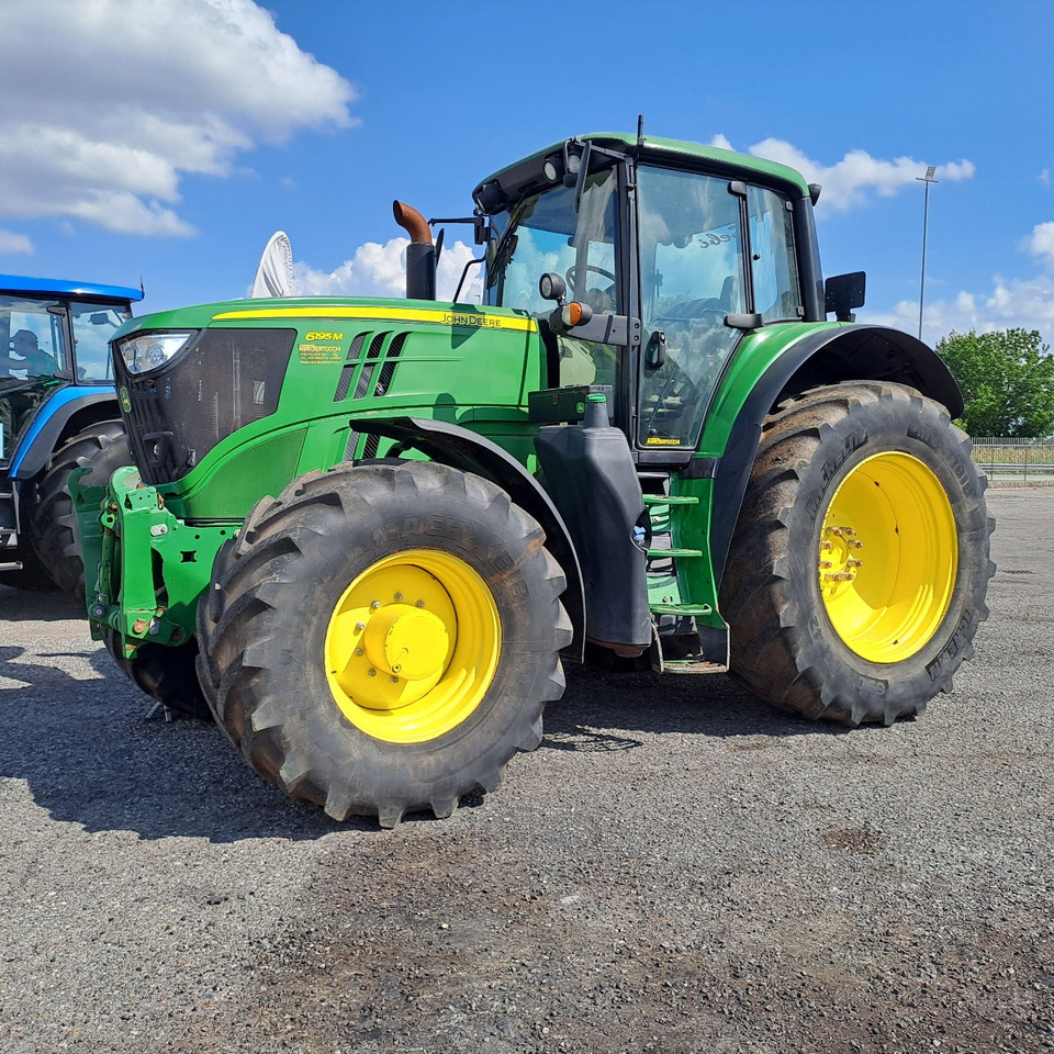 JOHN DEERE 6195M - Traktor: gambar 1 JOHN DEERE 6195M - Traktor: gambar 1