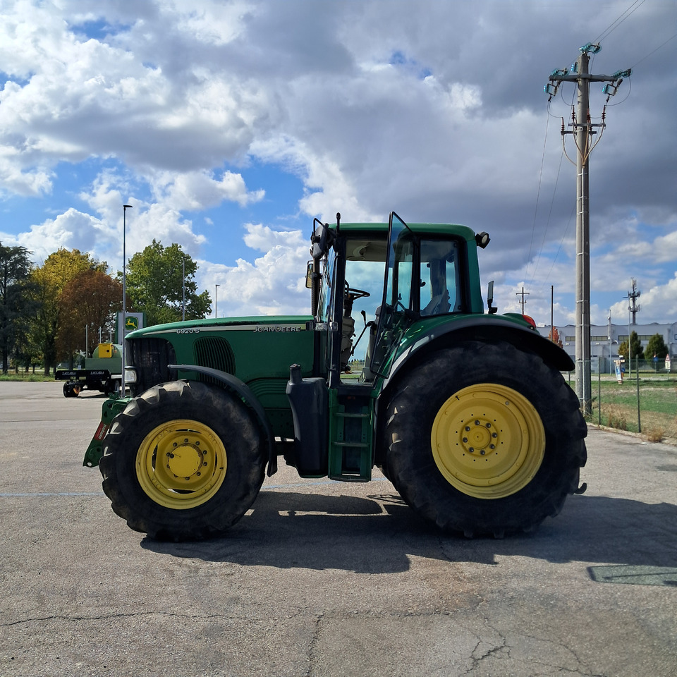 JOHN DEERE 6920S - Traktor: gambar 2 JOHN DEERE 6920S - Traktor: gambar 2