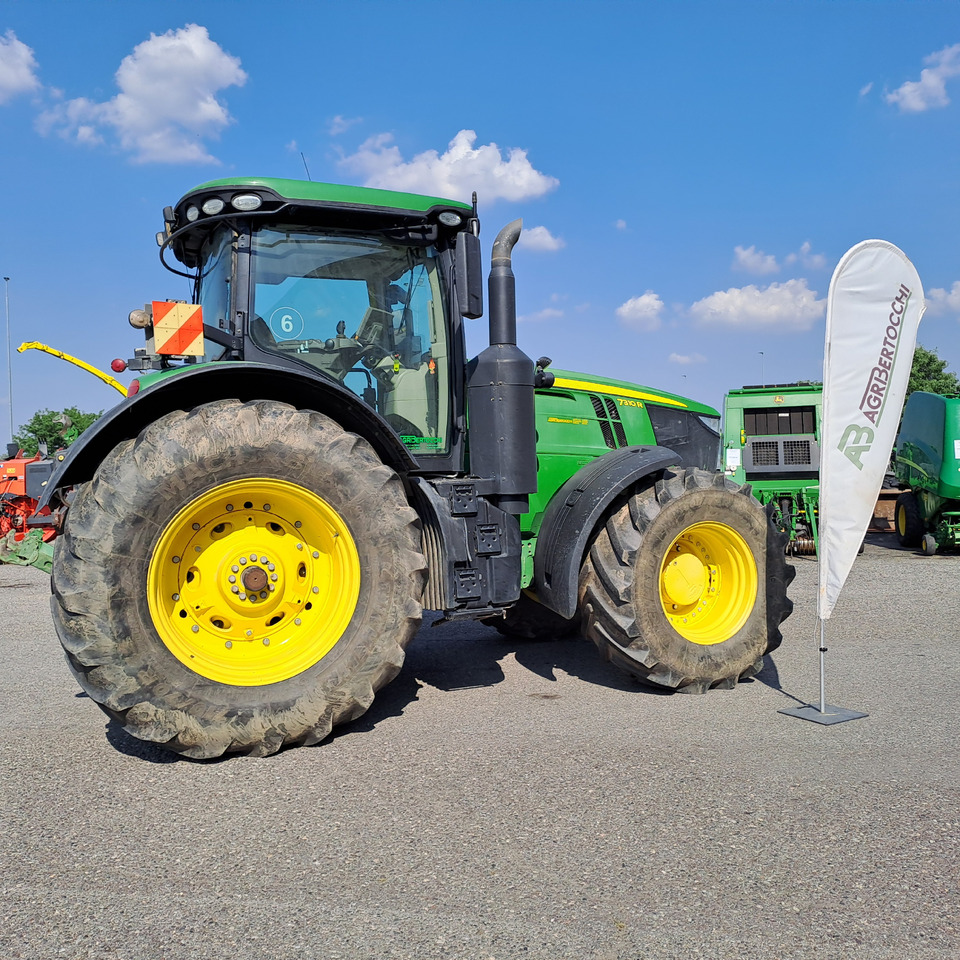 JOHN DEERE 7310R - ASTA AGRIBERTOCCHI - Traktor: gambar 2 JOHN DEERE 7310R - ASTA AGRIBERTOCCHI - Traktor: gambar 2