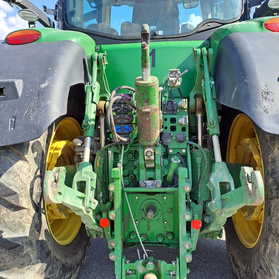 JOHN DEERE 7310R - ASTA AGRIBERTOCCHI - Traktor: gambar 4 JOHN DEERE 7310R - ASTA AGRIBERTOCCHI - Traktor: gambar 4