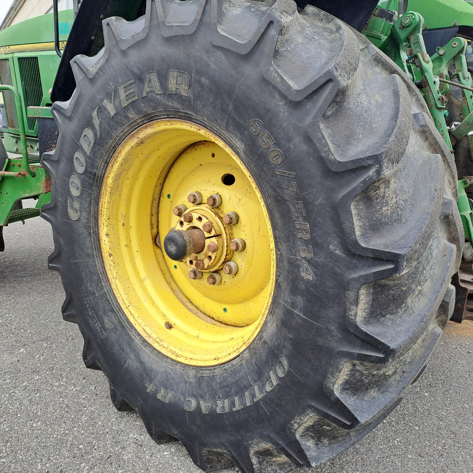 Traktor JOHN DEERE 7700: gambar 6