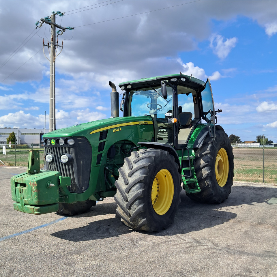 JOHN DEERE 8345 R - Traktor: gambar 1 JOHN DEERE 8345 R - Traktor: gambar 1