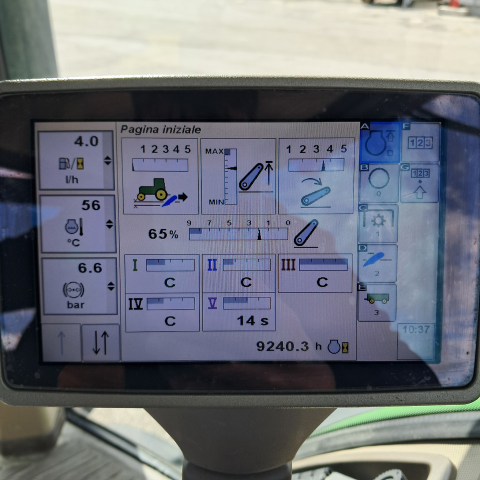 Traktor JOHN DEERE 8345 R: gambar 11