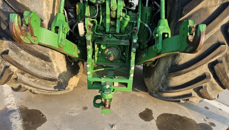 JOHN DEERE 8410 - Traktor: gambar 5 JOHN DEERE 8410 - Traktor: gambar 5