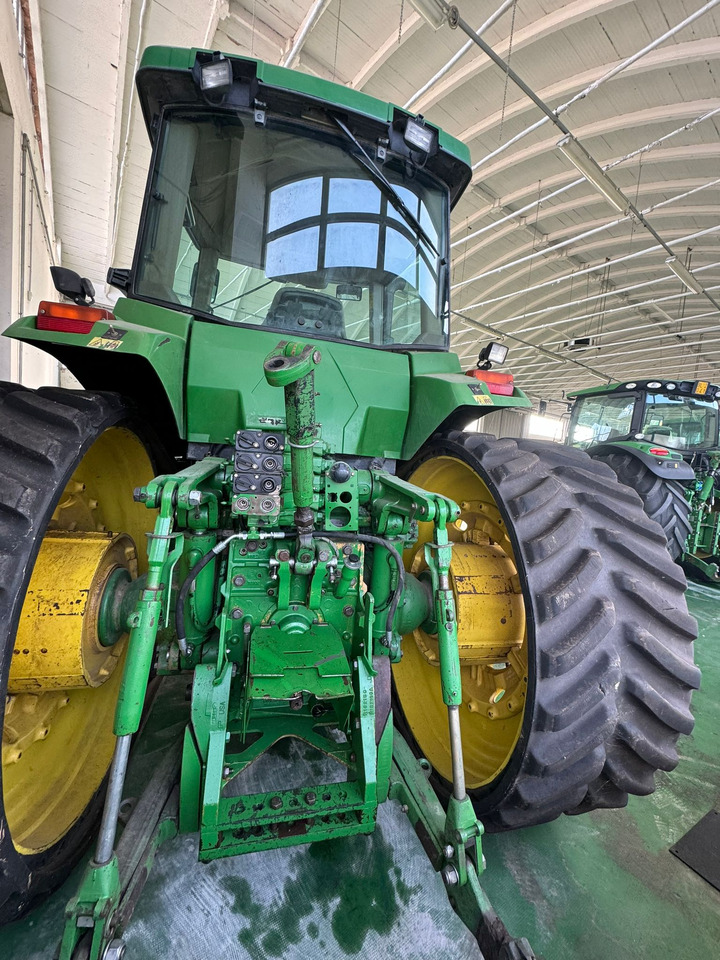 JOHN DEERE 8410T - Traktor: gambar 5 JOHN DEERE 8410T - Traktor: gambar 5