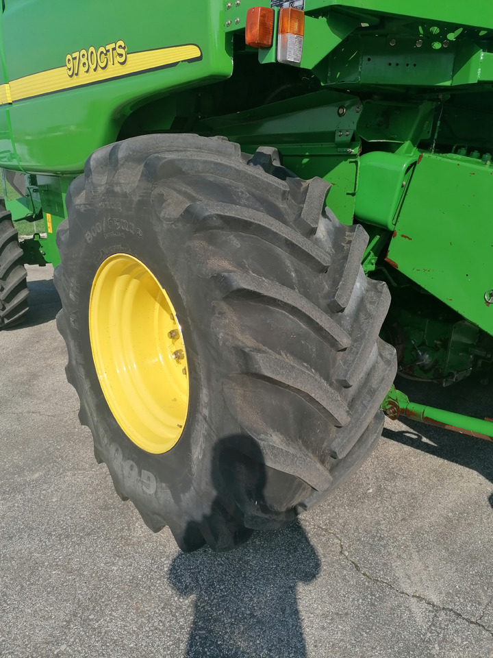 JOHN DEERE CTS 9780 - Pemanen gabungan: gambar 2 JOHN DEERE CTS 9780 - Pemanen gabungan: gambar 2