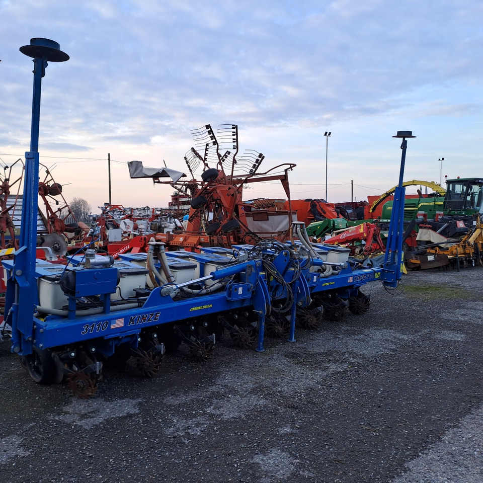 KINZE 3110 - Penabur presisi: gambar 2 KINZE 3110 - Penabur presisi: gambar 2