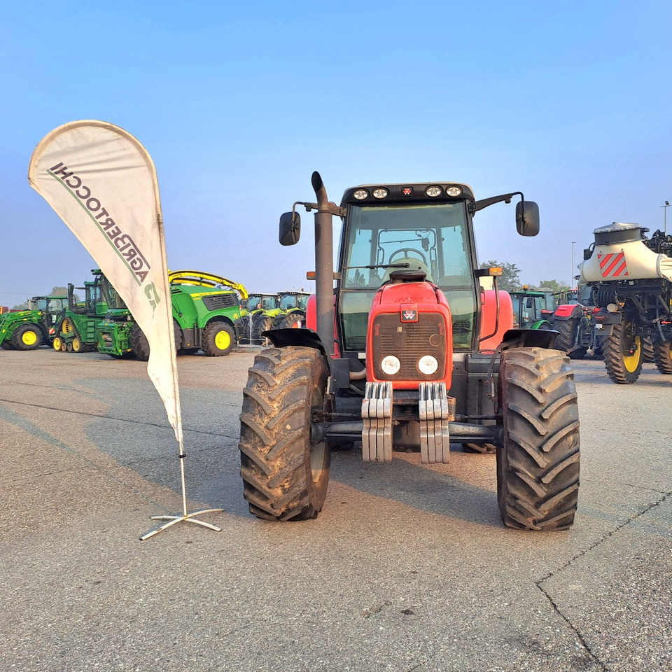 MASSEY FERGUSON 6465 DYNA 6 - Traktor: gambar 2 MASSEY FERGUSON 6465 DYNA 6 - Traktor: gambar 2