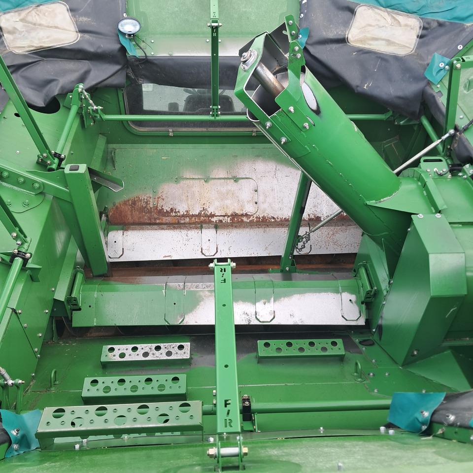 Pemanen gabungan MIETITREBBIA JOHN DEERE S660: gambar 14