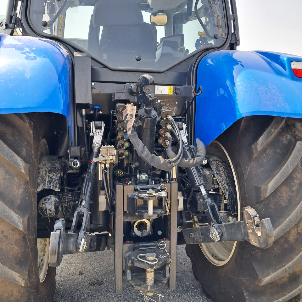 NEW HOLLAND T6 160 - Traktor: gambar 4 NEW HOLLAND T6 160 - Traktor: gambar 4