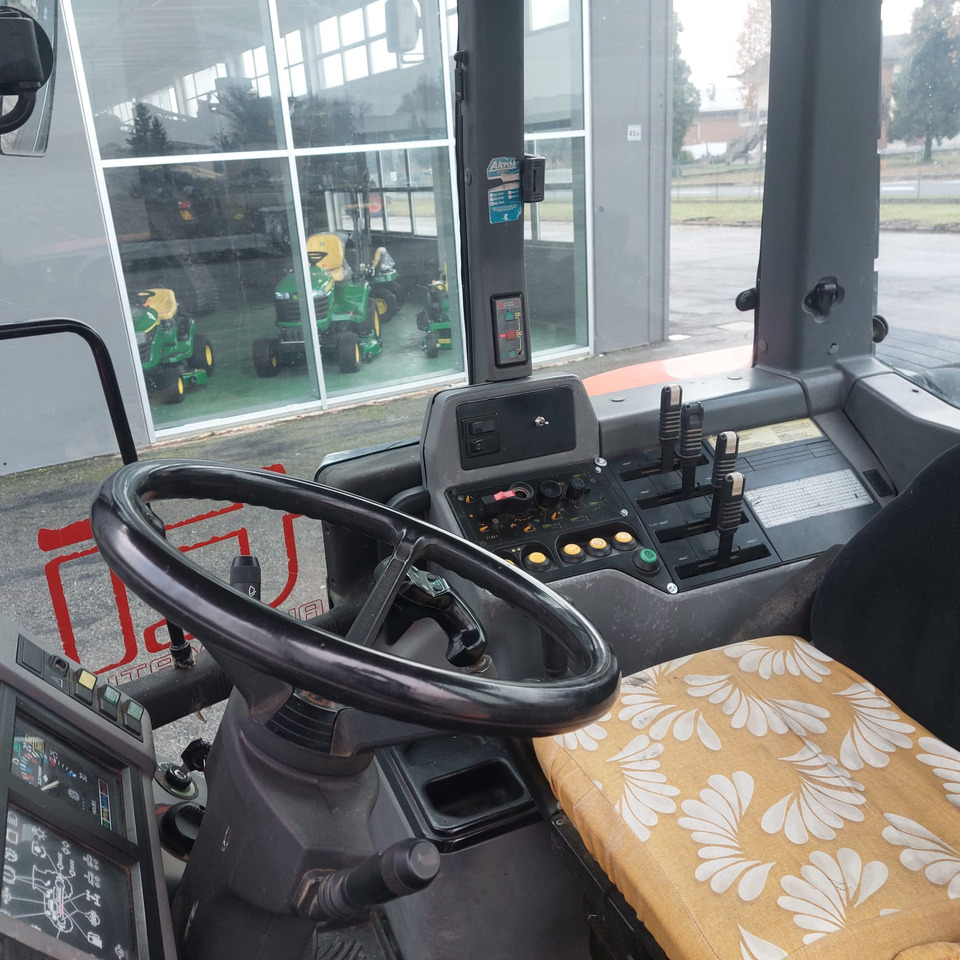 SAME TITAN 145 - Traktor: gambar 5 SAME TITAN 145 - Traktor: gambar 5