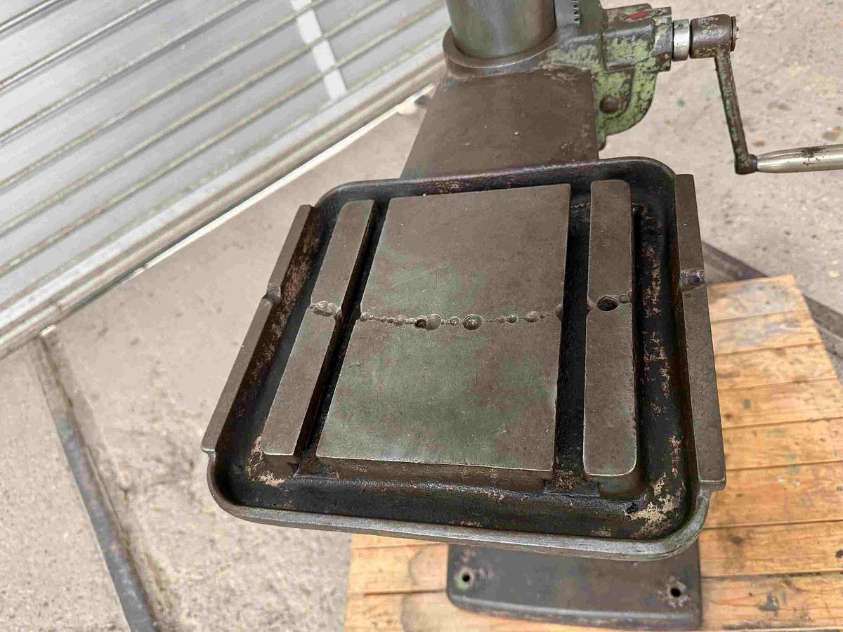 Säulenbohrmaschine FLOTT - Bor duduk: gambar 3 Säulenbohrmaschine FLOTT - Bor duduk: gambar 3