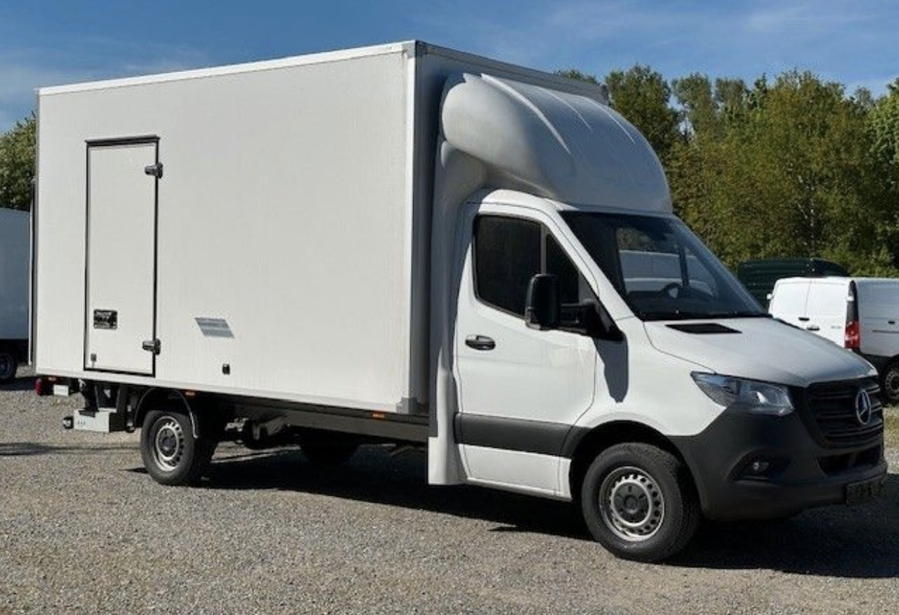 MERCEDES-BENZ Sprinter 317 CDI - Truk box: gambar 1 MERCEDES-BENZ Sprinter 317 CDI - Truk box: gambar 1