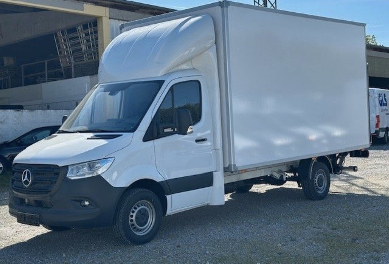 MERCEDES-BENZ Sprinter 317 CDI - Truk box: gambar 3 MERCEDES-BENZ Sprinter 317 CDI - Truk box: gambar 3