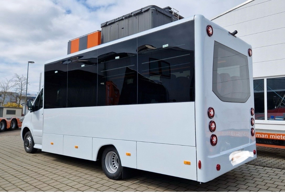 Mercedes Benz Sprinter 519 CDI 29 Sitzplätze - Bus sekolah: gambar 2 Mercedes Benz Sprinter 519 CDI 29 Sitzplätze - Bus sekolah: gambar 2