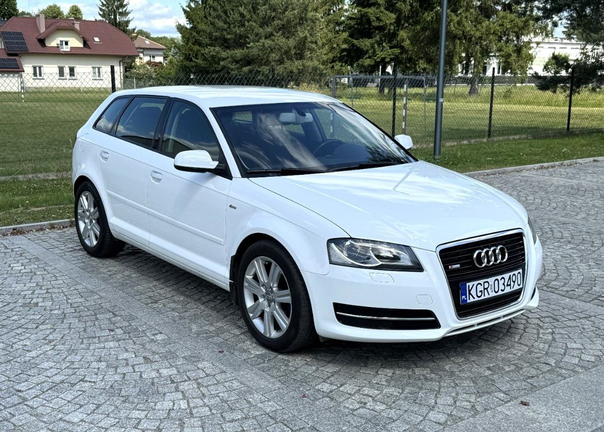Audi A3 1.6 TDI 105KM Bezwypadkowy potwierdzony przebieg AUTO BARDZO ZADBANE - Mobil: gambar 1 Audi A3 1.6 TDI 105KM Bezwypadkowy potwierdzony przebieg AUTO BARDZO ZADBANE - Mobil: gambar 1