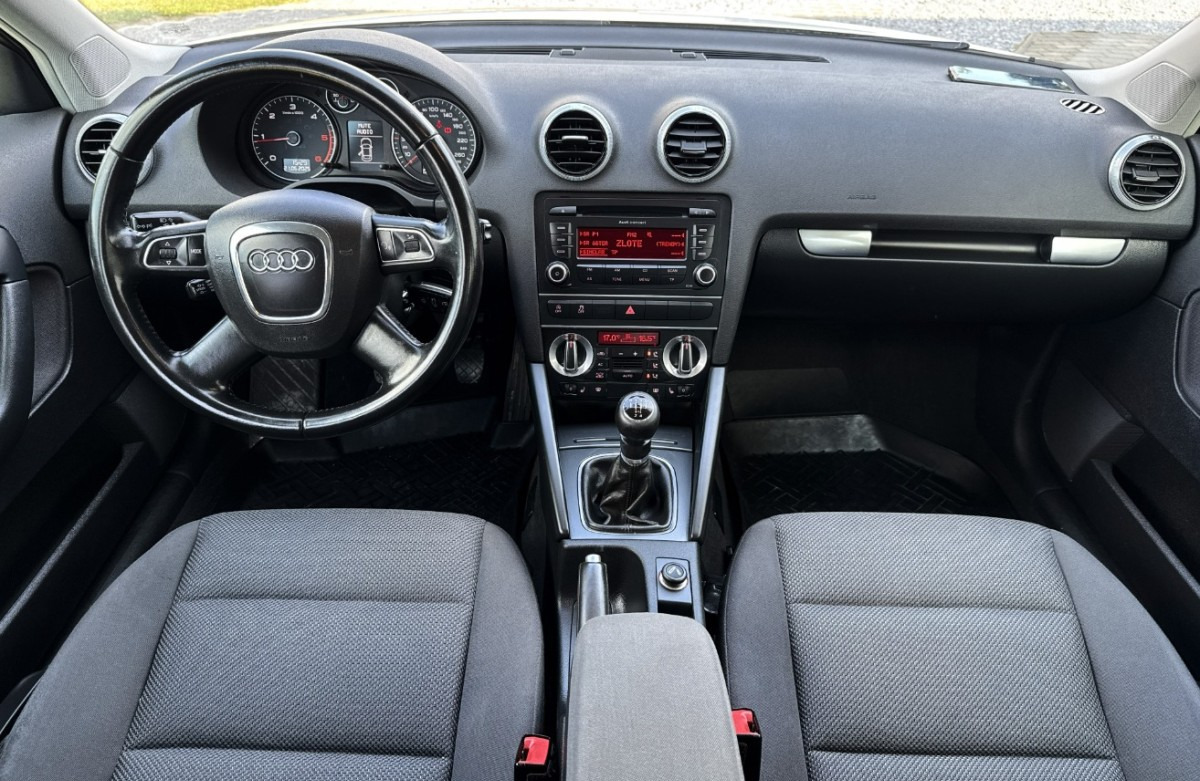 Audi A3 1.6 TDI 105KM Bezwypadkowy potwierdzony przebieg AUTO BARDZO ZADBANE - Mobil: gambar 5 Audi A3 1.6 TDI 105KM Bezwypadkowy potwierdzony przebieg AUTO BARDZO ZADBANE - Mobil: gambar 5