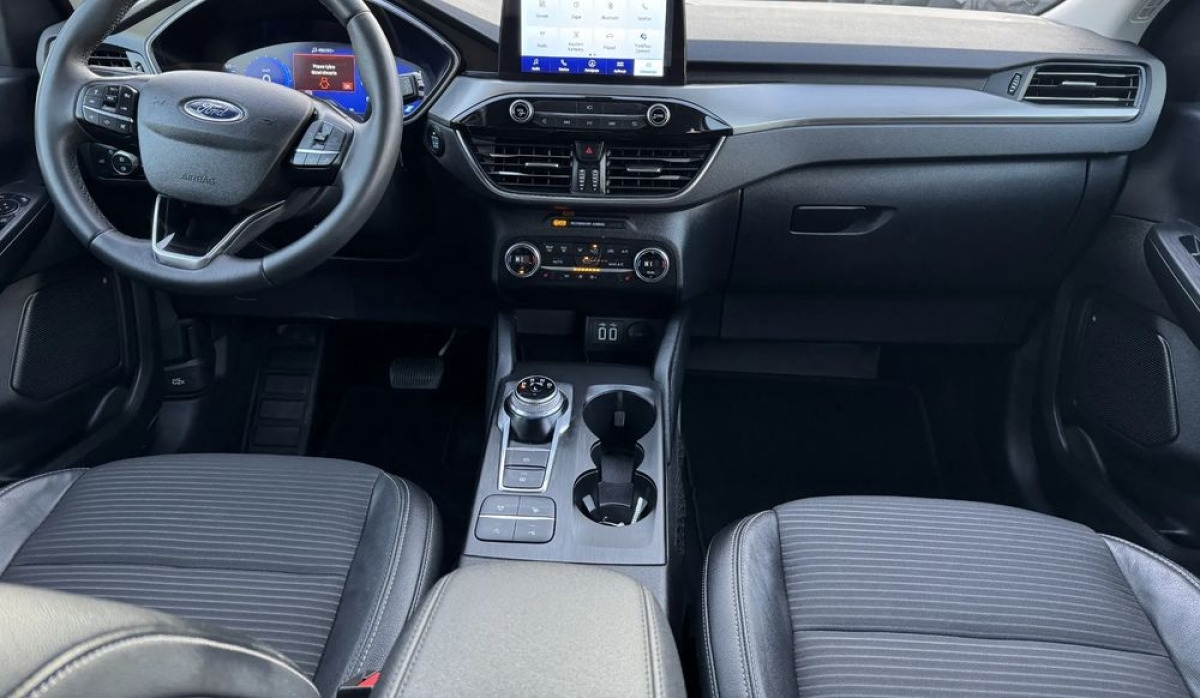Mobil SUV Ford Kuga Ford 2.0 EcoBlue AWD Titanium X Kamery: gambar 6