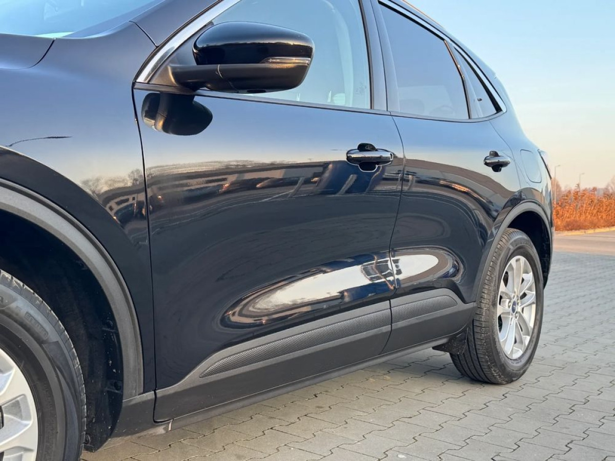 Mobil SUV Ford Kuga Ford 2.0 EcoBlue AWD Titanium X Kamery: gambar 20