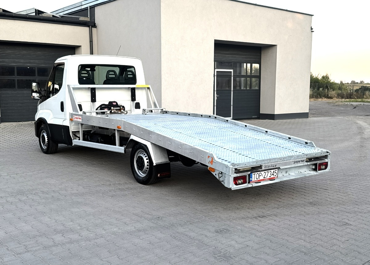 Iveco Daily 3.0 160KM Rok 2022 55 tys km przebiegu AUTOLAWETA Najazd laweta - Truk pengangkut mobil: gambar 4 Iveco Daily 3.0 160KM Rok 2022 55 tys km przebiegu AUTOLAWETA Najazd laweta - Truk pengangkut mobil: gambar 4