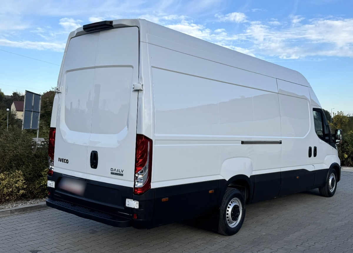 Iveco Daily L4H3 3.0 180KM Hi-matic LED KAMERA Bezwypadkowy Salon PL FV23 - Van panel: gambar 4 Iveco Daily L4H3 3.0 180KM Hi-matic LED KAMERA Bezwypadkowy Salon PL FV23 - Van panel: gambar 4