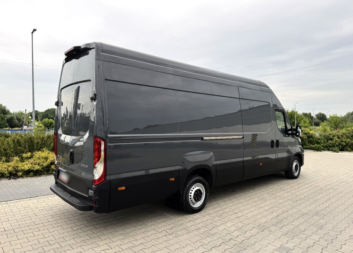Iveco Daily L4H3 MAXI 3.0 180KM Hi-matic Kamera Salon PL - Van panel: gambar 4 Iveco Daily L4H3 MAXI 3.0 180KM Hi-matic Kamera Salon PL - Van panel: gambar 4