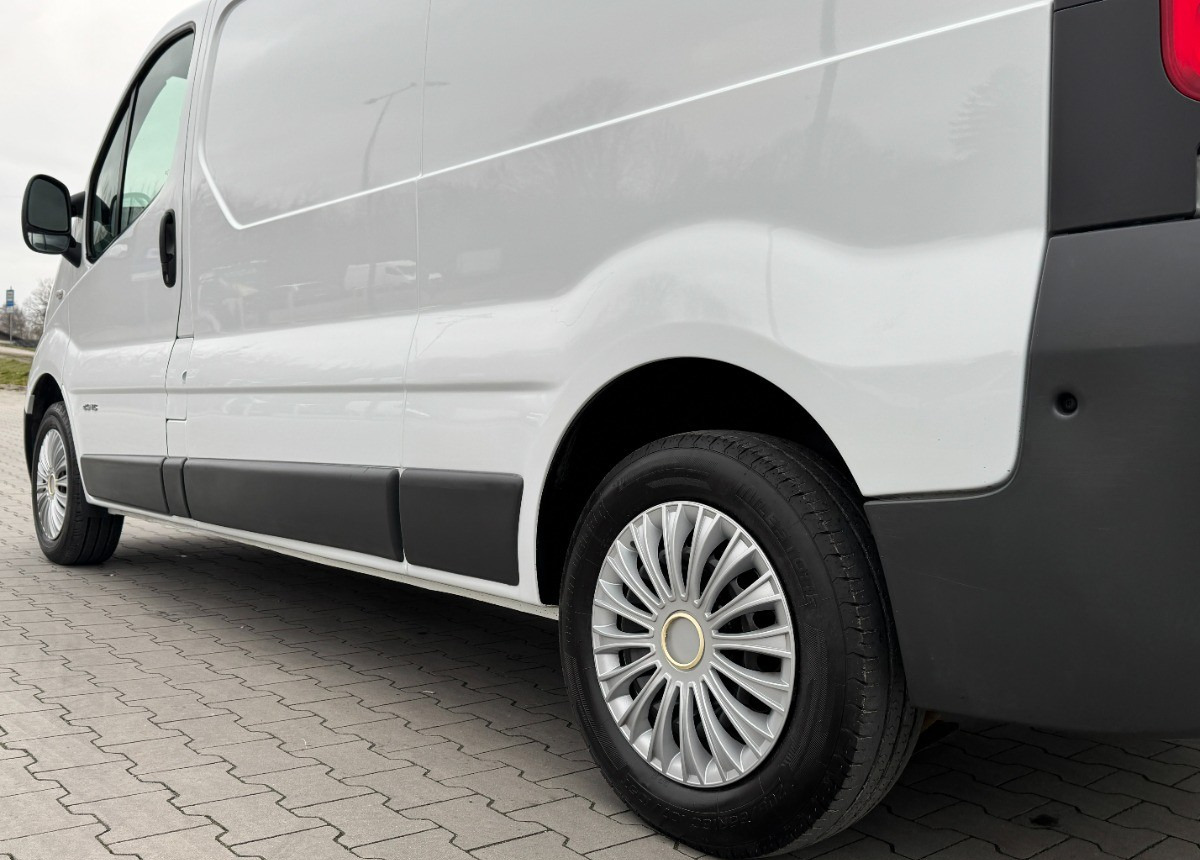 Van panel Renault Trafic L2 Long 2.0 DCI 115KM Klimatronic 130 tys km Super stan SERWIS: gambar 16