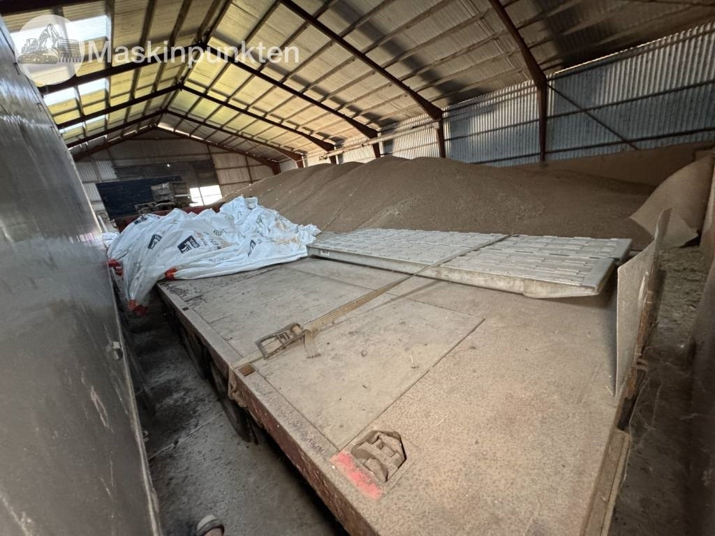 Broshuis E-2190 - Trailer low bed: gambar 3 Broshuis E-2190 - Trailer low bed: gambar 3