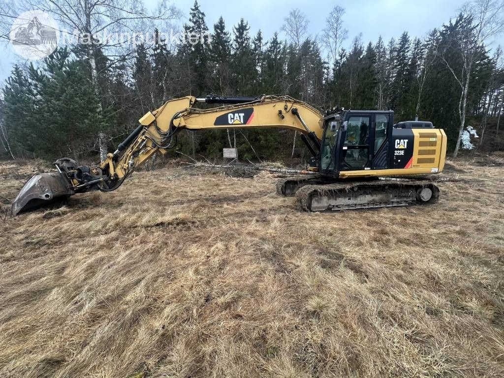CAT 323 EL - Ekskavator perayap: gambar 2 CAT 323 EL - Ekskavator perayap: gambar 2