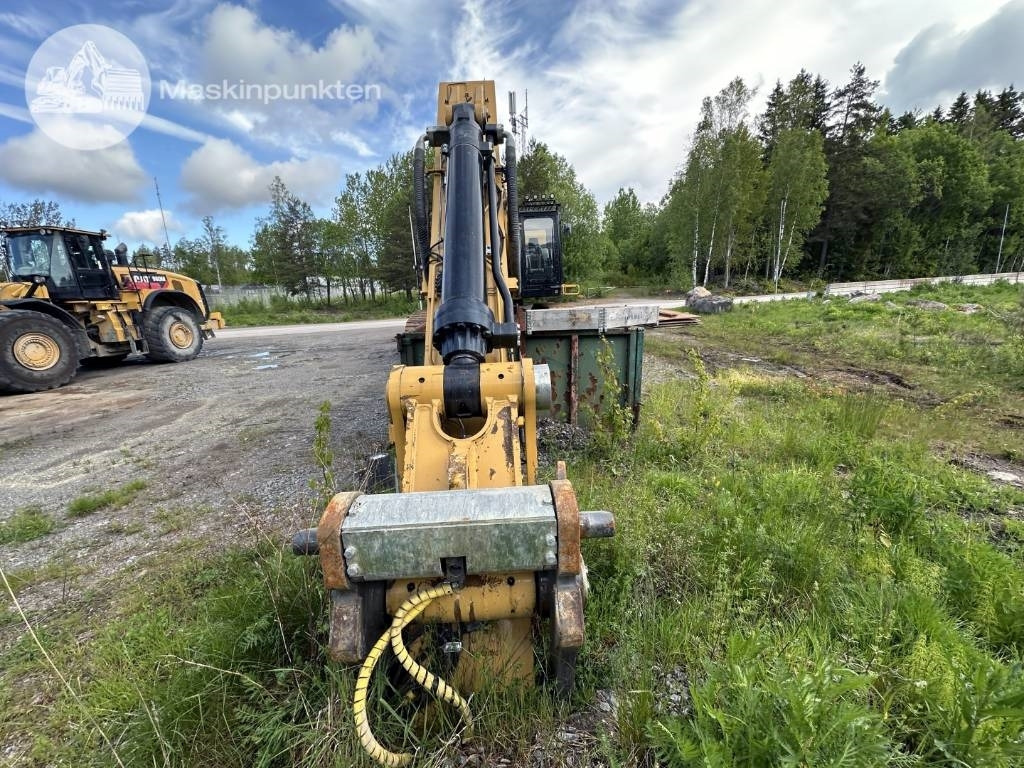 CAT 374 F L - Ekskavator perayap: gambar 4 CAT 374 F L - Ekskavator perayap: gambar 4