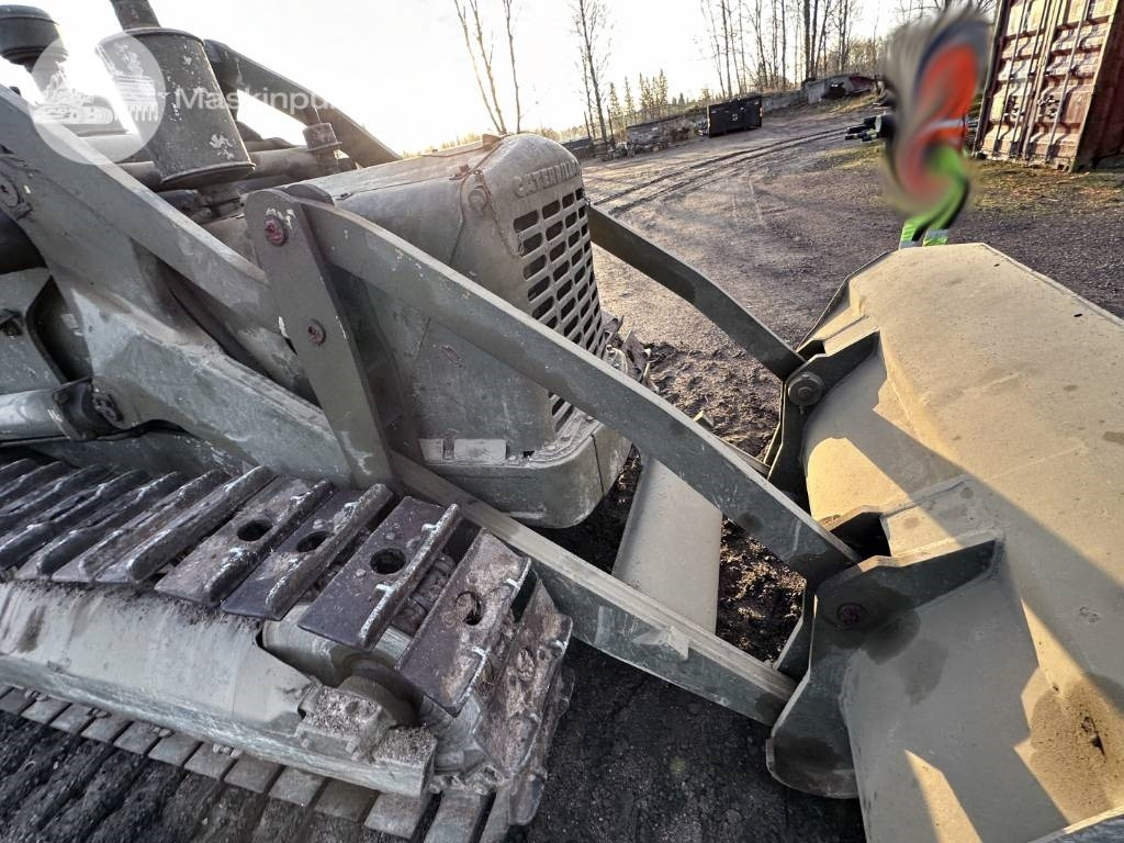 Crawler loader CAT 955: gambar 32