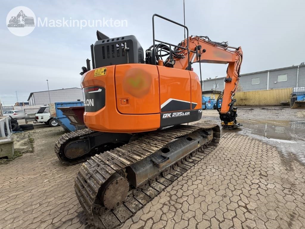 Develon DX 235 LCR - Ekskavator perayap: gambar 4 Develon DX 235 LCR - Ekskavator perayap: gambar 4
