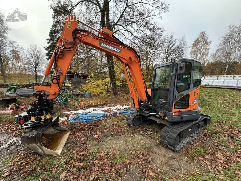 Doosan DX 62 R - Ekskavator mini: gambar 1 Doosan DX 62 R - Ekskavator mini: gambar 1