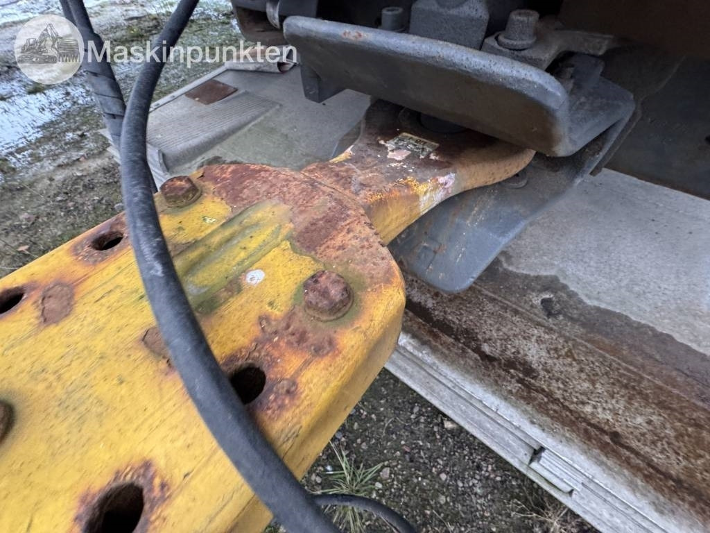 Ekeri L4 - Trailer kotak tertutup: gambar 5 Ekeri L4 - Trailer kotak tertutup: gambar 5