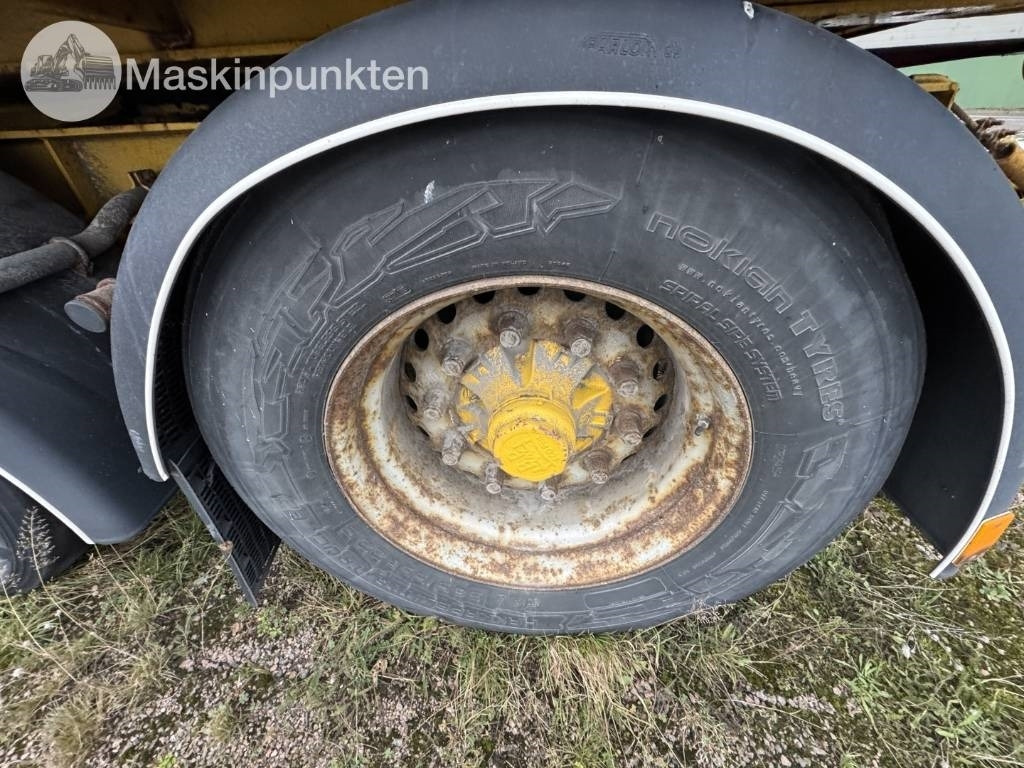 Trailer kotak tertutup Ekeri L4: gambar 7 Trailer kotak tertutup Ekeri L4: gambar 7