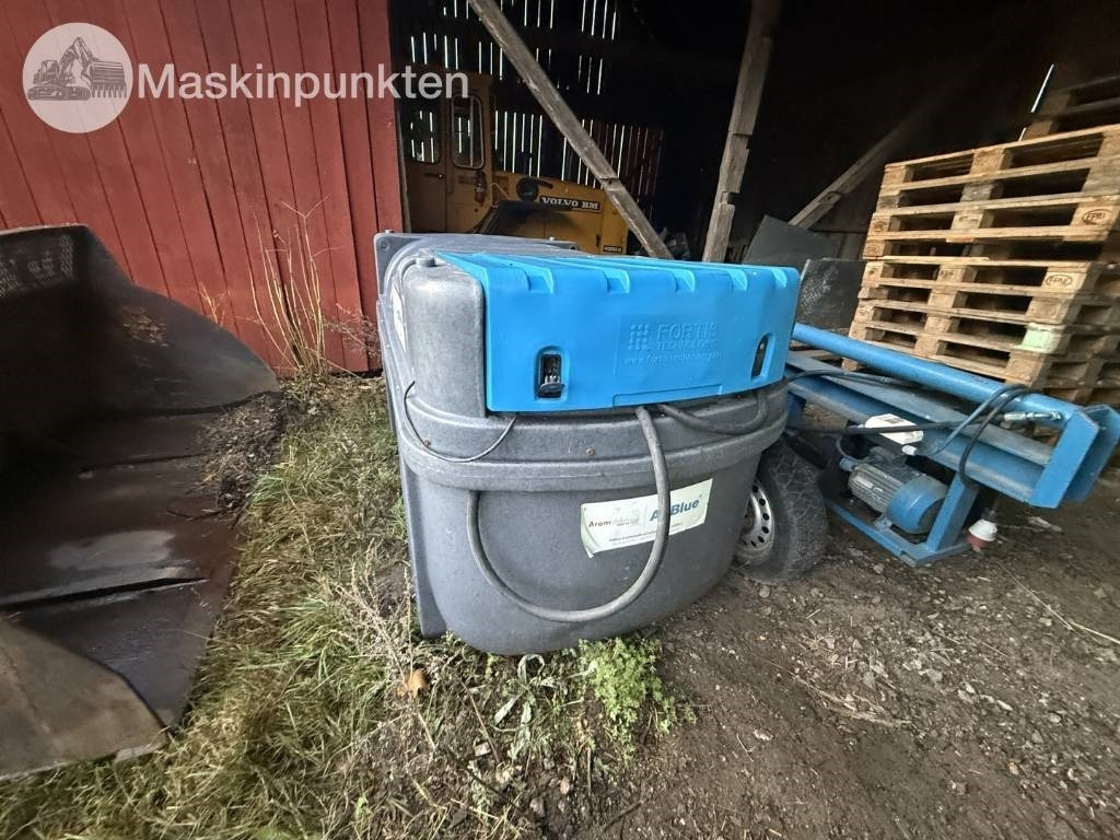 Fortis Ad-Blue tank - Tangki adBlue untuk Truk: gambar 3 Fortis Ad-Blue tank - Tangki adBlue untuk Truk: gambar 3