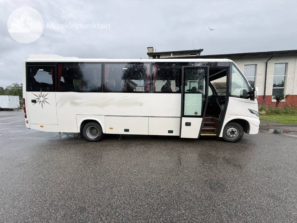 Iveco AS Domzale R TL - Bus sekolah: gambar 4 Iveco AS Domzale R TL - Bus sekolah: gambar 4