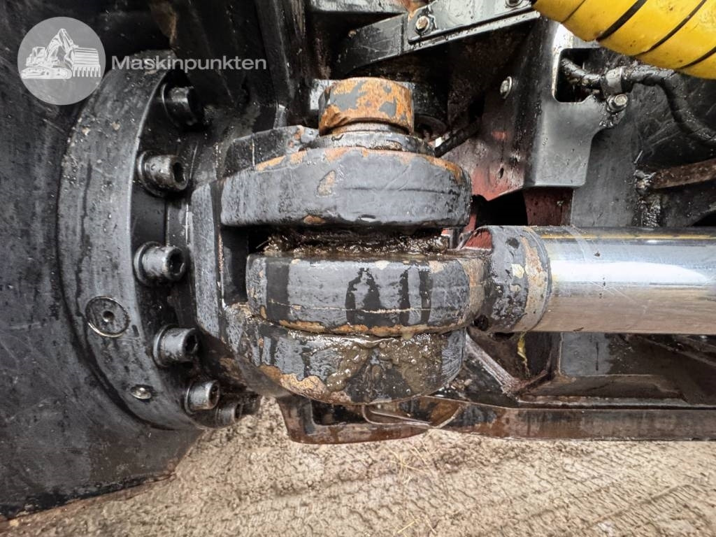 Forwarder John Deere 1910 G: gambar 15