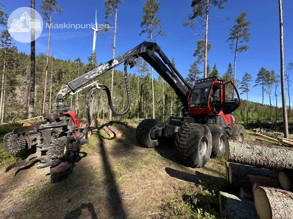 Komatsu 951 - Peralatan pemanen: gambar 2 Komatsu 951 - Peralatan pemanen: gambar 2