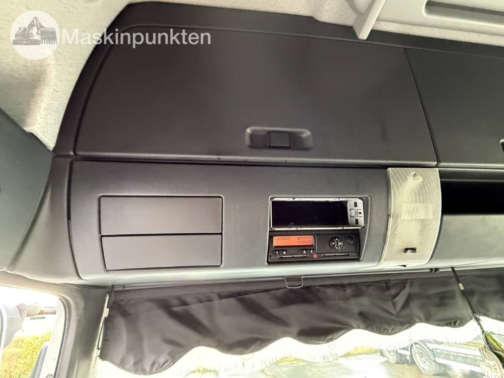 Truk pengangkut mobil MAN Biltransport: gambar 23