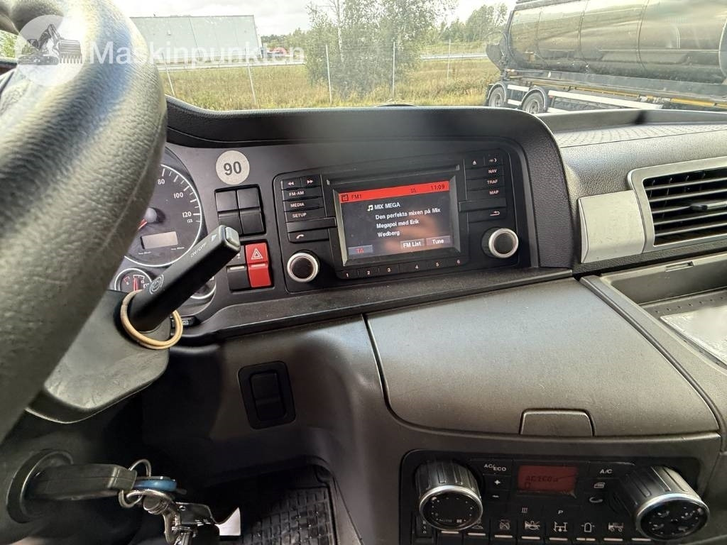 Truk pengangkut mobil MAN Biltransport: gambar 17