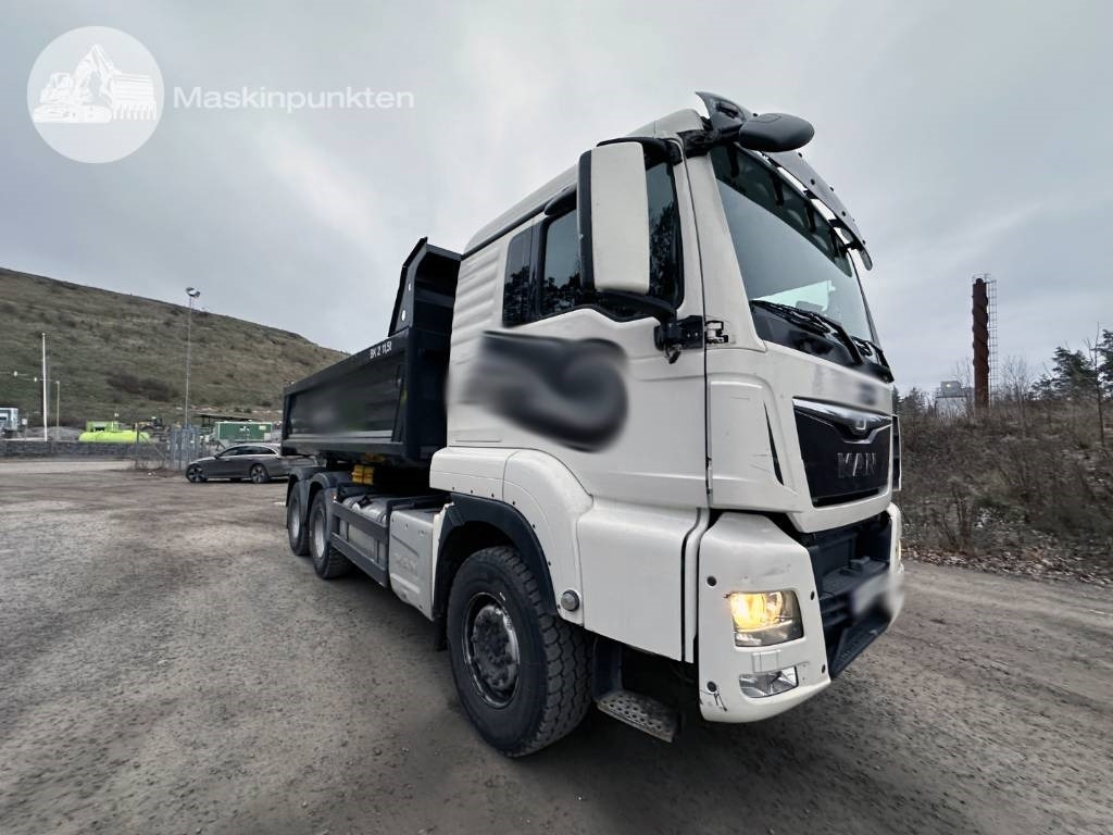 MAN TGX 26.480 - Truk jungkit: gambar 1 MAN TGX 26.480 - Truk jungkit: gambar 1