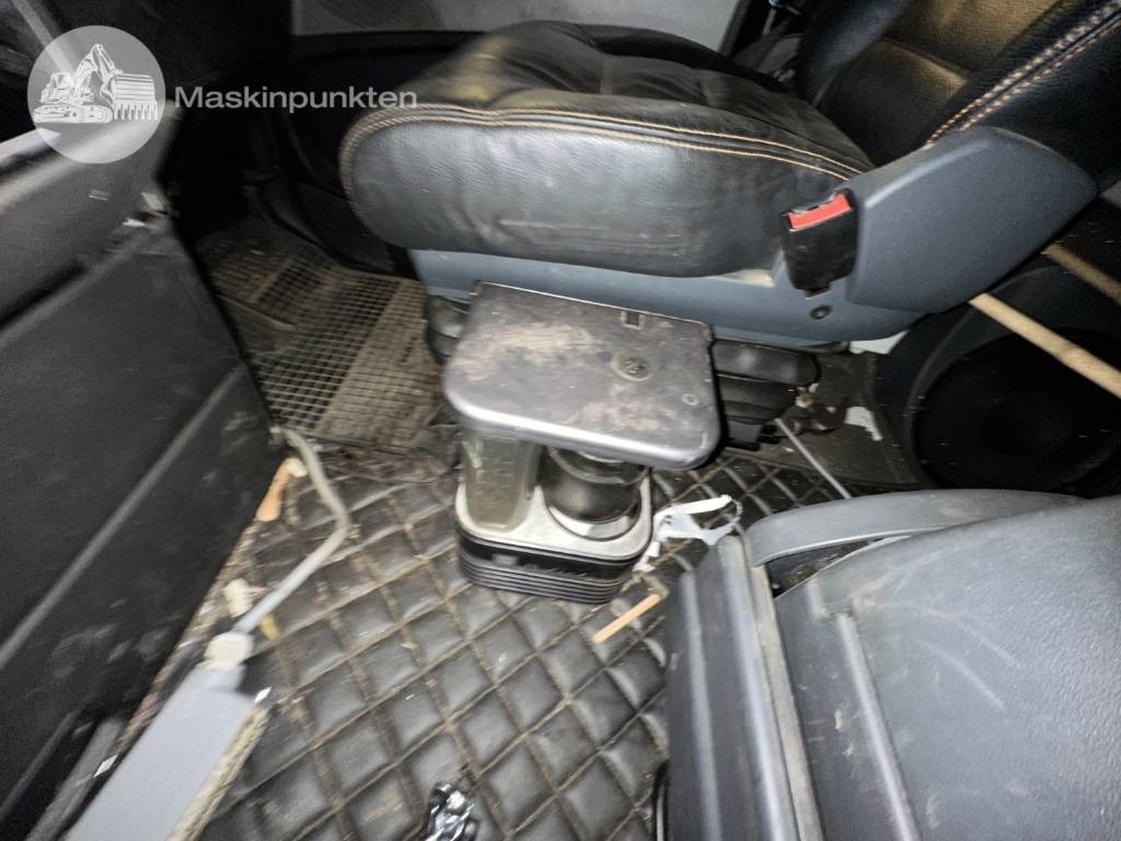 Hook lift MAN TGX 35.540: gambar 27