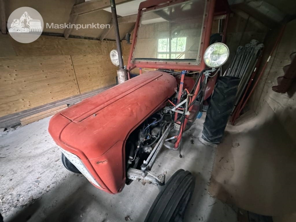 Massey Ferguson 35 - Traktor: gambar 5 Massey Ferguson 35 - Traktor: gambar 5
