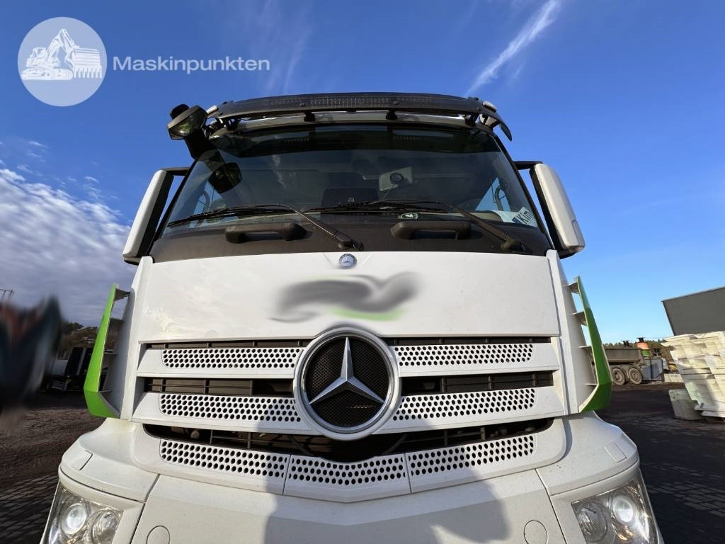 Truk derek Mercedes-Benz 2543: gambar 22