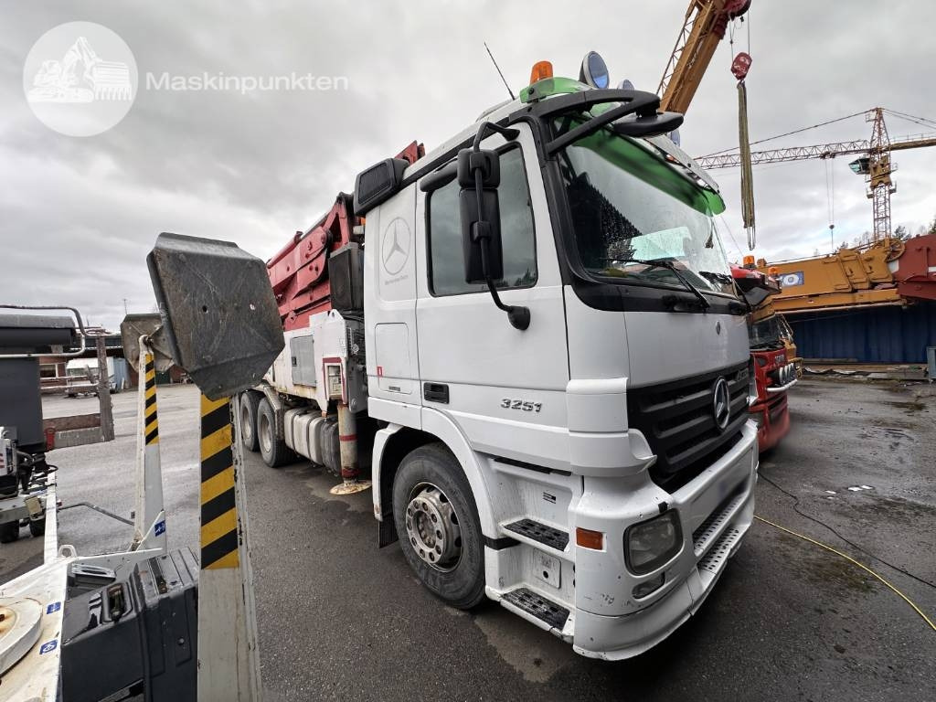 Mercedes-Benz 2651 L 8X4 Junjin jxzr42-5.16hp - Truk pengaduk beton: gambar 1 Mercedes-Benz 2651 L 8X4 Junjin jxzr42-5.16hp - Truk pengaduk beton: gambar 1