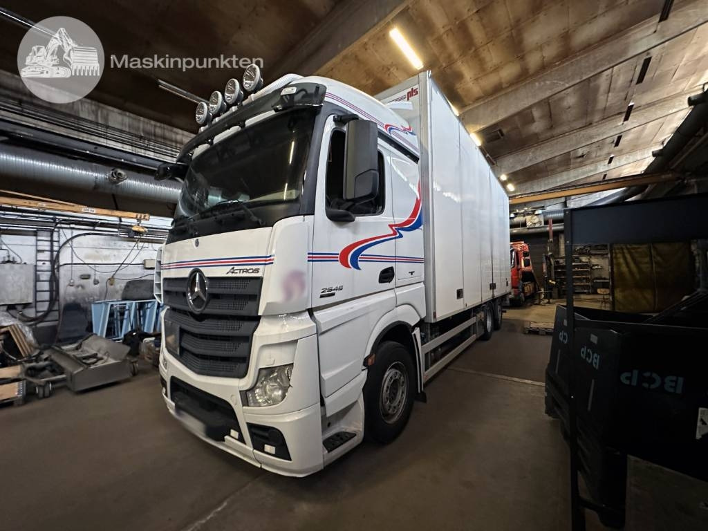 Mercedes-Benz Actros 2545 - Truk box: gambar 1 Mercedes-Benz Actros 2545 - Truk box: gambar 1