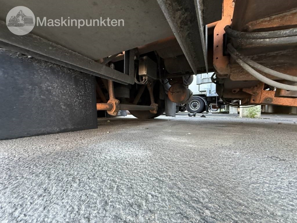 Truk berpendingin Mercedes-Benz Actros 2551: gambar 9 Truk berpendingin Mercedes-Benz Actros 2551: gambar 9