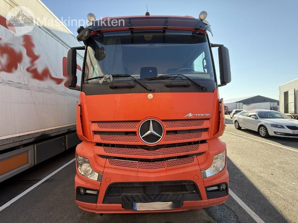 Mercedes-Benz Actros 2551 - Truk berpendingin: gambar 2 Mercedes-Benz Actros 2551 - Truk berpendingin: gambar 2