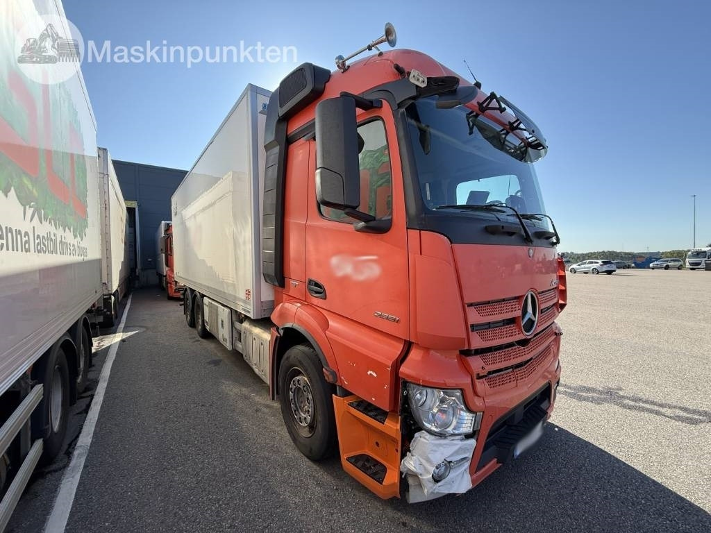 Mercedes-Benz Actros 2551 - Truk berpendingin: gambar 3 Mercedes-Benz Actros 2551 - Truk berpendingin: gambar 3